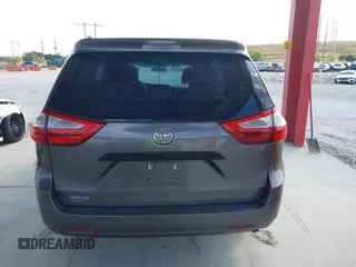 2017 Toyota Sienna L с VIN 5TDZZ3DCXHS778141, выставлен на аукционе IAAI как лот 41139603 с пробегом 158 643 миль миль и . История ставок и продаж доступна на DreamBid. Изображение 16.