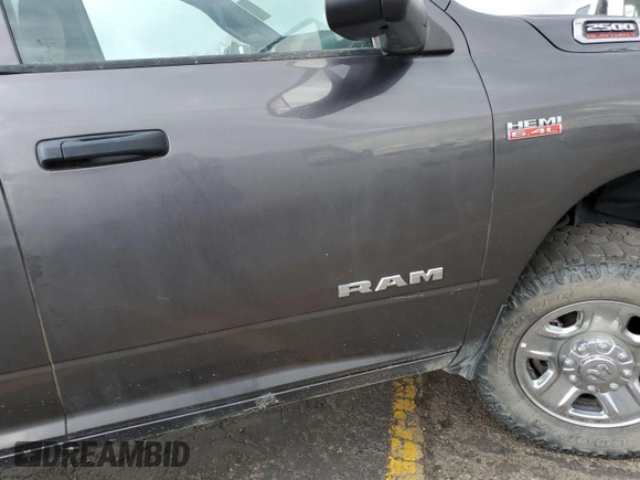 2022 Ram 2500 Tradesman with VIN 3C6UR5HJ9NG197410, listed as a IAAI auction lot 42631307 with 118,280 mi miles and . Bid and sale history available at DreamBid. Image 20.