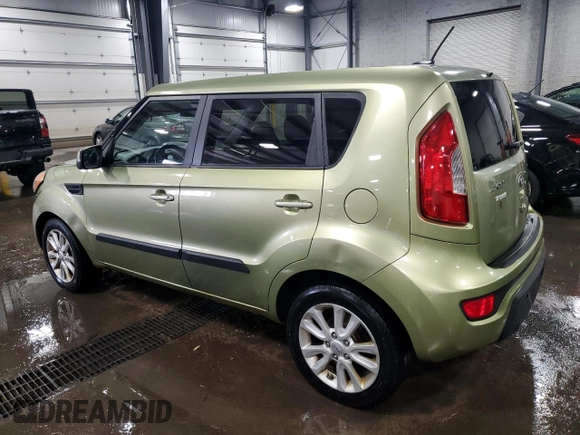 2013 Kia Soul + z VIN KNDJT2A62D7525522, wystawiony jako Copart lot #55583425 z przebiegiem 170 235 mil mil oraz Szkoda całkowita • Salvage title. Historia ofert i sprzedaży dostępna na DreamBid. Obrazek 2.