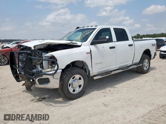 2022 Ram 2500 Tradesman z VIN 3C6UR5CJ6NG373076, wystawiony jako Copart lot #55130025 z przebiegiem 46 317 mil mil oraz Szkoda całkowita • Salvage title. Historia ofert i sprzedaży dostępna na DreamBid. Obrazek 1.