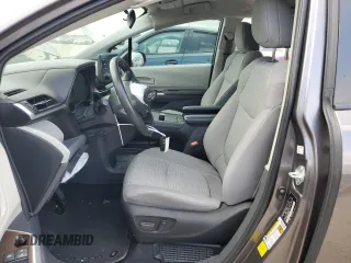 2022 Toyota Sienna LE с VIN 5TDKRKEC2NS093735, выставлен на аукционе Copart как лот 54750145 с пробегом 66 253 миль миль и Списание • Salvage title. История ставок и продаж доступна на DreamBid. Изображение 7.