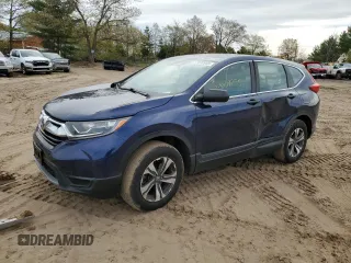 2017 Honda CR-V LX z VIN 5J6RW6H3XHL006318, wystawiony jako Copart lot #57699955 z przebiegiem 83 829 mil mil oraz Czysty tytuł • Clean title. Historia ofert i sprzedaży dostępna na DreamBid. Obrazek 1.