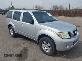 2008 Nissan Pathfinder SE z VIN 5N1AR18B38C627836, wystawiony jako IAAI lot #41932639 z przebiegiem 182 492 mil mil oraz . Historia ofert i sprzedaży dostępna na DreamBid. Obrazek 1.