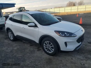 2020 Ford Escape SE with VIN 1FMCU9G69LUC02425, listed as a Copart auction lot 89215585 with 101,876 mi miles and Clean Title. Bid and sale history available at carsss.com. Image 4.