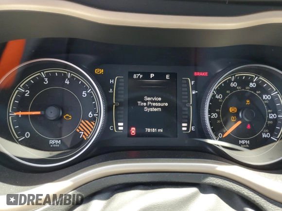 2015 Jeep Cherokee Sport с VIN 1C4PJLABXFW573085, выставлен на аукционе Copart как лот 65019735 с пробегом 78 181 миль миль и Чистый • Clean title. История ставок и продаж доступна на DreamBid. Изображение 9.