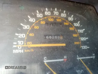 1984 Toyota Celica z VIN JT2RA64C7E6218560, wystawiony jako Copart lot #63087872 z przebiegiem 168 288 mil mil oraz Czysty tytuł • Clean title. Historia ofert i sprzedaży dostępna na DreamBid. Obrazek 8.