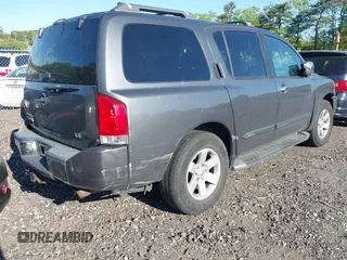 2004 Nissan Armada LE z VIN 5N1AA08B64N733942, wystawiony jako IAAI lot #42239799 z przebiegiem Nie podano mil oraz . Historia ofert i sprzedaży dostępna na DreamBid. Obrazek 4.