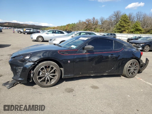 2020 Toyota 86 with VIN JF1ZNAA19L8753348, listed as a Copart auction lot 73401564 with 46,929 mi miles and Salvage Title. Bid and sale history available at carsss.com. Image 1.