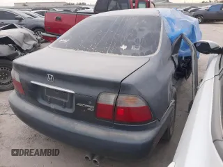 1997 Honda Accord EX with VIN 1HGCD5661VA113906, listed as a Copart auction lot 87345854 with 182,828 mi miles and Non Repairable. Bid and sale history available at carsss.com. Image 3.
