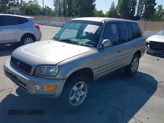 2000 Toyota RAV4 z VIN JT3GP10V5Y7065431, wystawiony jako IAAI lot #42639523 z przebiegiem 262 038 mil mil oraz . Historia ofert i sprzedaży dostępna na DreamBid. Obrazek 6.