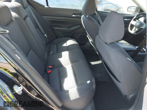 2020 Nissan Altima S z VIN 1N4BL4BV6LC184384, wystawiony jako IAAI lot #42312170 z przebiegiem 85 979 mil mil oraz . Historia ofert i sprzedaży dostępna na DreamBid. Obrazek 8.
