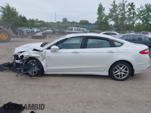 2015 Ford Fusion SE z VIN 1FA6P0HD8F5100832, wystawiony jako IAAI lot #42606376 z przebiegiem Nie podano mil oraz . Historia ofert i sprzedaży dostępna na DreamBid. Obrazek 15.