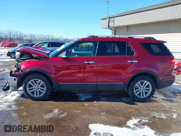 2013 Ford Explorer XLT with VIN 1FM5K8D87DGC28682, listed as a IAAI auction lot 41737279 with 219,711 mi miles and . Bid and sale history available at carsss.com. Image 15.