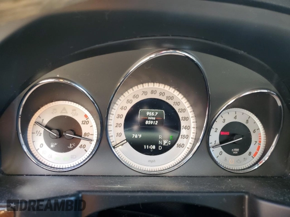 2015 Mercedes-Benz GLK 350 with VIN WDCGG8JB4FG410576, listed as a Copart auction lot 70477134 with 85,912 mi miles and Salvage Title. Bid and sale history available at DreamBid. Image 9.