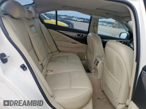 2014 Infiniti Q50 Sport z VIN JN1BV7AP2EM680968, wystawiony jako Copart lot #60352915 z przebiegiem 136 627 mil mil oraz Czysty tytuł • Clean title. Historia ofert i sprzedaży dostępna na DreamBid. Obrazek 10.