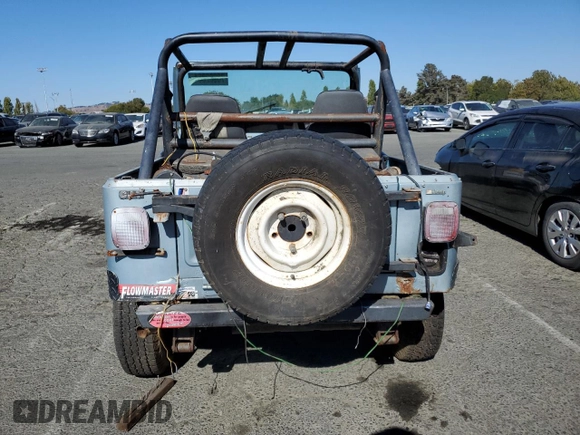 1985 Jeep CJ z VIN 1JCCF87E7FT035118, wystawiony jako Copart lot #70082064 z przebiegiem Nie podano mil oraz Tytuł czysty. Historia ofert i sprzedaży dostępna na DreamBid. Obrazek 6.