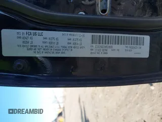 2017 Chrysler 300 S z VIN 2C3CCAGG1HH518935, wystawiony jako IAAI lot #41957362 z przebiegiem 102 454 mil mil oraz . Historia ofert i sprzedaży dostępna na DreamBid. Obrazek 9.