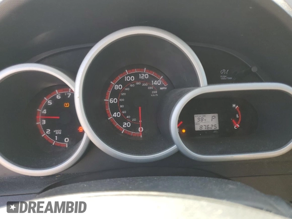 2013 Toyota Matrix S with VIN 2T1KE4EEXDC051250, listed as a Copart auction lot 72448204 with 87,625 mi miles and Salvage title. Bid and sale history available at DreamBid. Image 9.