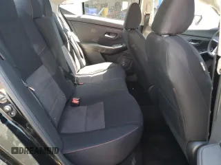 2025 Nissan Sentra SR z VIN 3N1AB8DV1SY299531, wystawiony jako Copart lot #54058105 z przebiegiem 2 812 mil mil oraz Szkoda całkowita • Salvage title. Historia ofert i sprzedaży dostępna na DreamBid. Obrazek 10.
