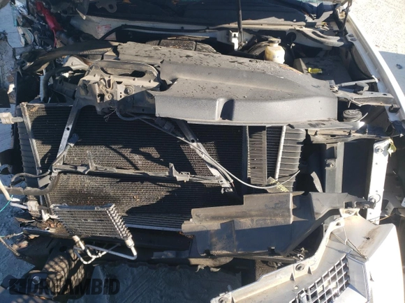2013 Cadillac Escalade Platinum Edition with VIN 1GYS4DEF1DR250831, listed as a Copart auction lot 83069864 with 134,764 mi miles and Salvage Title. Bid and sale history available at carsss.com. Image 12.