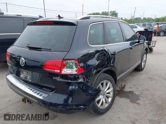 2016 Volkswagen Touareg Sport с VIN WVGEF9BP7GD012373, выставлен на аукционе IAAI как лот 42358266 с пробегом 81 827 миль миль и . История ставок и продаж доступна на DreamBid. Изображение 4.