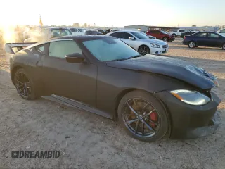 2023 Nissan Z Performance с VIN JN1BZ4BH6PM311169, выставлен на аукционе Copart как лот 47625645 с пробегом 27 203 миль миль и Списание • Salvage title. История ставок и продаж доступна на DreamBid. Изображение 4.
