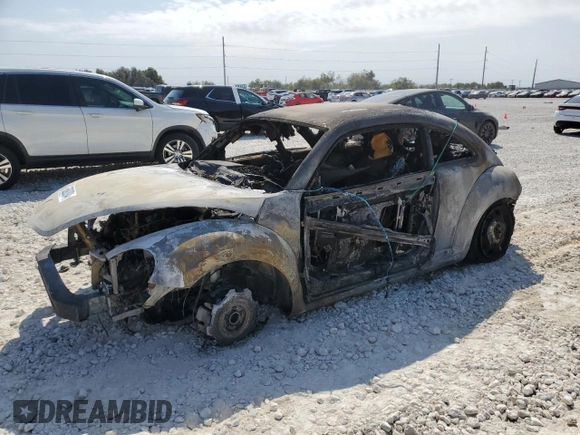 2016 Volkswagen Beetle SE с VIN 3VWJ17ATXGM612150, выставлен на аукционе Copart как лот 76393894 с пробегом Не указан миль и На запчасти • Non repairable. История ставок и продаж доступна на DreamBid. Изображение 1.