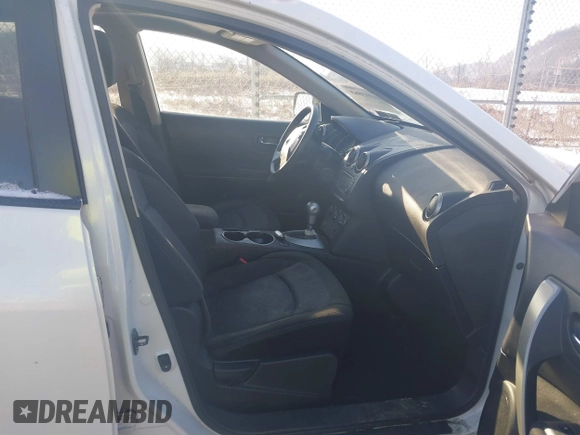 2012 Nissan Rogue SV with VIN JN8AS5MV5CW371324, listed as a IAAI auction lot 41393863 with 212,981 mi miles and . Bid and sale history available at carsss.com. Image 5.