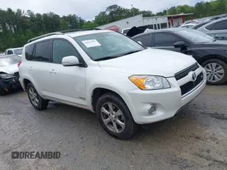 2010 Toyota RAV4 Limited с VIN 2T3YK4DV1AW008258, выставлен на аукционе IAAI как лот 42043403 с пробегом 145 847 миль миль и . История ставок и продаж доступна на DreamBid. Изображение 1.