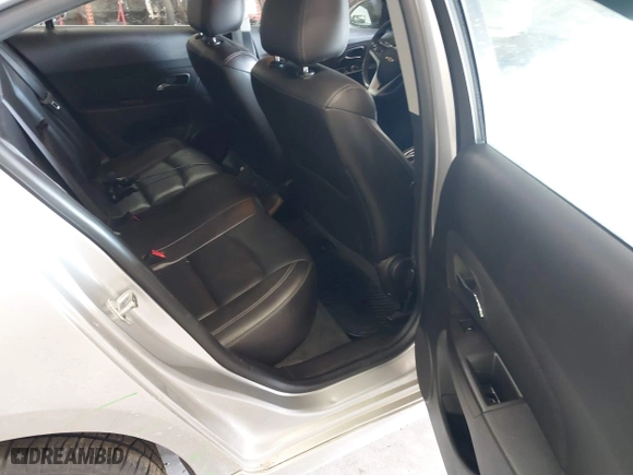 2015 Chevrolet Cruze LT with VIN 1G1PE5SB2F7105207, listed as a IAAI auction lot 41545346 with 101,720 mi miles. Bid and sale history available at carsss.com. Image 8.