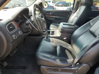 2012 Chevrolet Suburban LT with VIN 1GNSKJE77CR186092, listed as a Copart auction lot 68422084 with 108,621 mi miles and Clean Title. Bid and sale history available at DreamBid. Image 7.