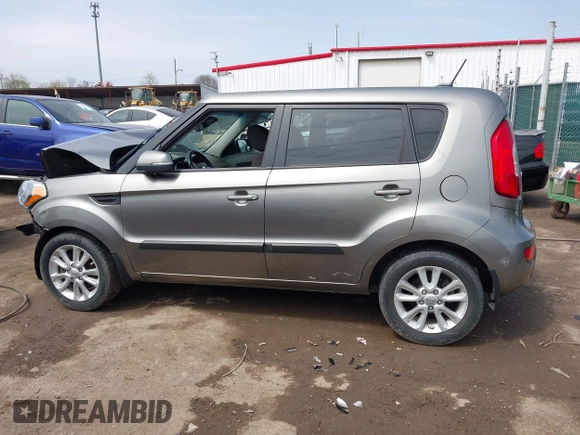 2013 Kia Soul + with VIN KNDJT2A66D7627843, listed as a IAAI auction lot 41961701 with 78,999 mi miles. Bid and sale history available at carsss.com. Image 15.