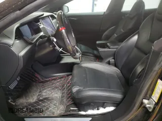 2018 Tesla Model S 75D with VIN 5YJSA1E44JF268656, listed as a Copart auction lot 88532685 with 102,459 mi miles and Non repairable. Bid and sale history available at DreamBid. Image 7.