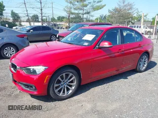 2017 BMW 3 Series 320i xDrive с VIN WBA8A3C33HK693053, выставлен на аукционе IAAI как лот 42820158 с пробегом 65 592 миль миль и . История ставок и продаж доступна на DreamBid. Изображение 17.