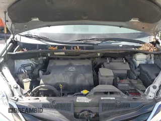 2014 Toyota Sienna LE AAS with VIN 5TDKK3DC2ES440251, listed as a IAAI auction lot 41803952 with 88,691 mi miles. Bid and sale history available at carsss.com. Image 10.