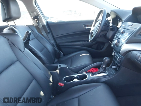 2018 Acura ILX Special Edition with VIN 19UDE2F46JA001322, listed as a IAAI auction lot 41750319 with 70,110 mi miles. Bid and sale history available at carsss.com. Image 5.