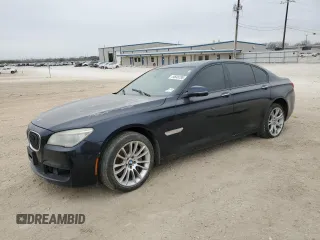 2015 BMW 7 Series 750i xDrive with VIN WBAYB6C54FD225320, listed as a Copart auction lot 44648795 with 172,825 mi miles and Clean Title. Bid and sale history available at carsss.com. Image 1.