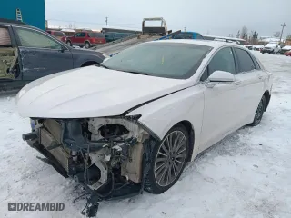 2016 Lincoln MKZ with VIN 3LN6L2J97GR602135, listed as a Copart auction lot 45606505 with 93,929 mi miles and Salvage Title. Bid and sale history available at carsss.com. Image 1.