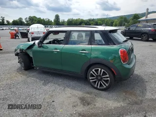 2021 MINI Hardtop 4 Door Oxford Edition with VIN WMWXU7C0XM2P49113, listed as a Copart auction lot 61437805 with 40,399 mi miles and Salvage title. Bid and sale history available at DreamBid. Image 2.