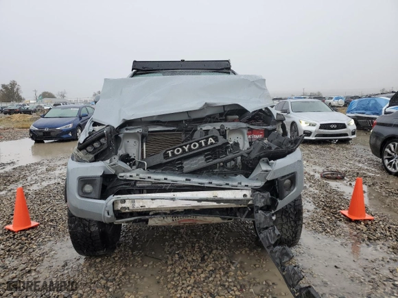 2019 Toyota Tacoma 4WD SR with VIN 3TMCZ5AN0KM222807, listed as a Copart auction lot 80084404 with 71,593 mi miles and Salvage Title. Bid and sale history available at carsss.com. Image 5.