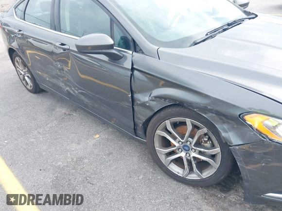 2017 Ford Fusion SE с VIN 3FA6P0H77HR403398, выставлен на аукционе IAAI как лот 42358950 с пробегом 112 588 миль миль и . История ставок и продаж доступна на DreamBid. Изображение 6.