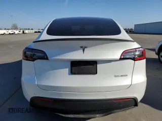 2022 Tesla Model Y Performance с VIN 7SAYGDEF4NF381656, выставлен на аукционе Copart как лот 48758954 с пробегом 18 335 миль миль и Списание • Salvage title. История ставок и продаж доступна на DreamBid. Изображение 6.
