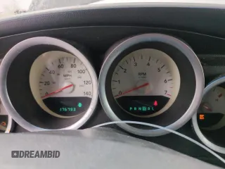 2005 Dodge Magnum SE z VIN 2D4FV48V55H529419, wystawiony jako Copart lot #53908645 z przebiegiem 176 793 mil mil oraz Szkoda całkowita • Salvage title. Historia ofert i sprzedaży dostępna na DreamBid. Obrazek 9.