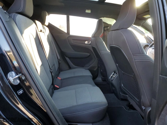 2024 Volvo XC40 Core Bright Theme with VIN YV4L12UK0R2336862, listed as a Copart auction lot 81256234 with 5,015 mi miles and Salvage Title. Bid and sale history available at carsss.com. Image 11.