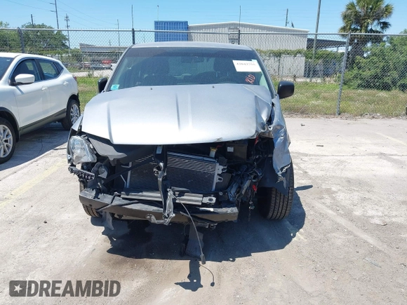 2016 Dodge Grand Caravan SE with VIN 2C4RDGBG9GR385847, listed as a IAAI auction lot 42042755 with 32,613 mi miles and . Bid and sale history available at DreamBid. Image 13.
