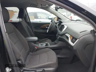2020 GMC Terrain SLE with VIN 3GKALMEV7LL101653, listed as a IAAI auction lot 41787991 with 31,242 mi miles. Bid and sale history available at carsss.com. Image 5.