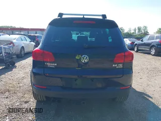 2014 Volkswagen Tiguan S z VIN WVGBV3AX5EW560393, wystawiony jako IAAI lot #42105203 z przebiegiem 102 001 mil mil oraz . Historia ofert i sprzedaży dostępna na DreamBid. Obrazek 17.