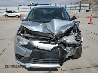 2016 Mitsubishi Outlander ES z VIN JA4AP3AU0GZ049072, wystawiony jako Copart lot #50887785 z przebiegiem 196 419 mil mil oraz Szkoda całkowita • Salvage title. Historia ofert i sprzedaży dostępna na DreamBid. Obrazek 5.