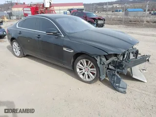 2017 Jaguar XF 35t Premium with VIN SAJBJ4BV4HCY32538, listed as a IAAI auction lot 41849505 with 109,290 mi miles. Bid and sale history available at carsss.com. Image 1.