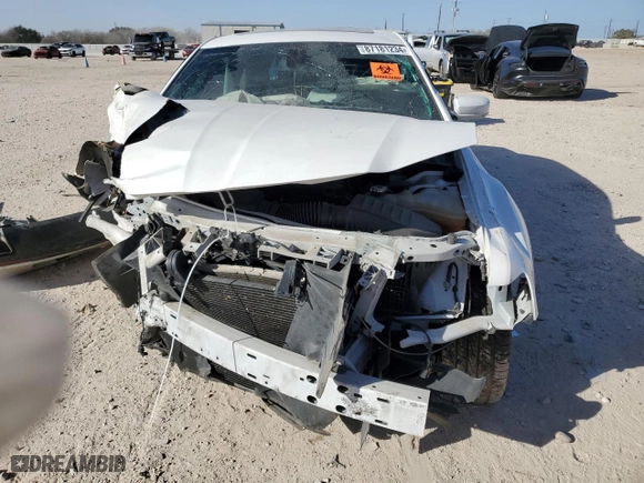 2021 Chrysler 300 with VIN 2C3CCABGXMH585616, listed as a Copart auction lot 87181234 with 0 mi miles and Salvage Title. Bid and sale history available at carsss.com. Image 5.